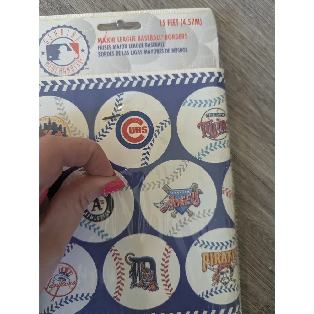 3 Village‎ Major League Baseball MLB Borders 15 Ft. Vintage Wallpaper Room Decor